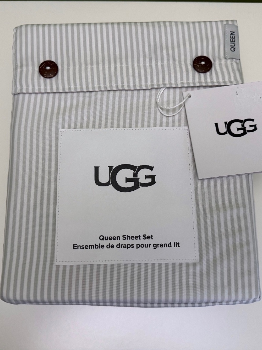 UGG Stripe Queen Size Sheet Set